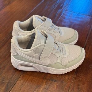 Nike Kids' Light Gray Sneakers
